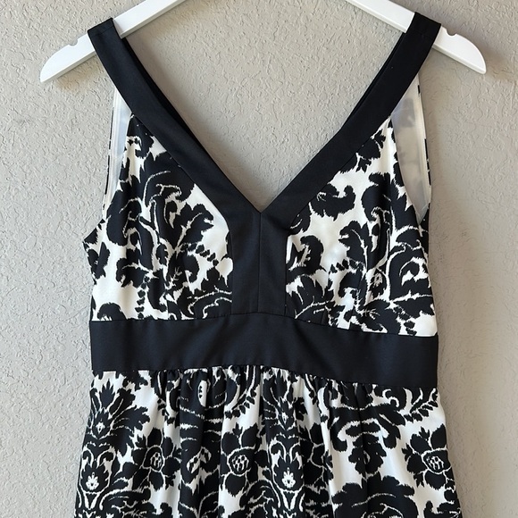 Ann Taylor Loft Cocktail Dress Size 2 - Picture 2 of 12
